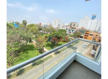 Departamento en alquiler en Surquillo - 80 m², 3 dormitorios