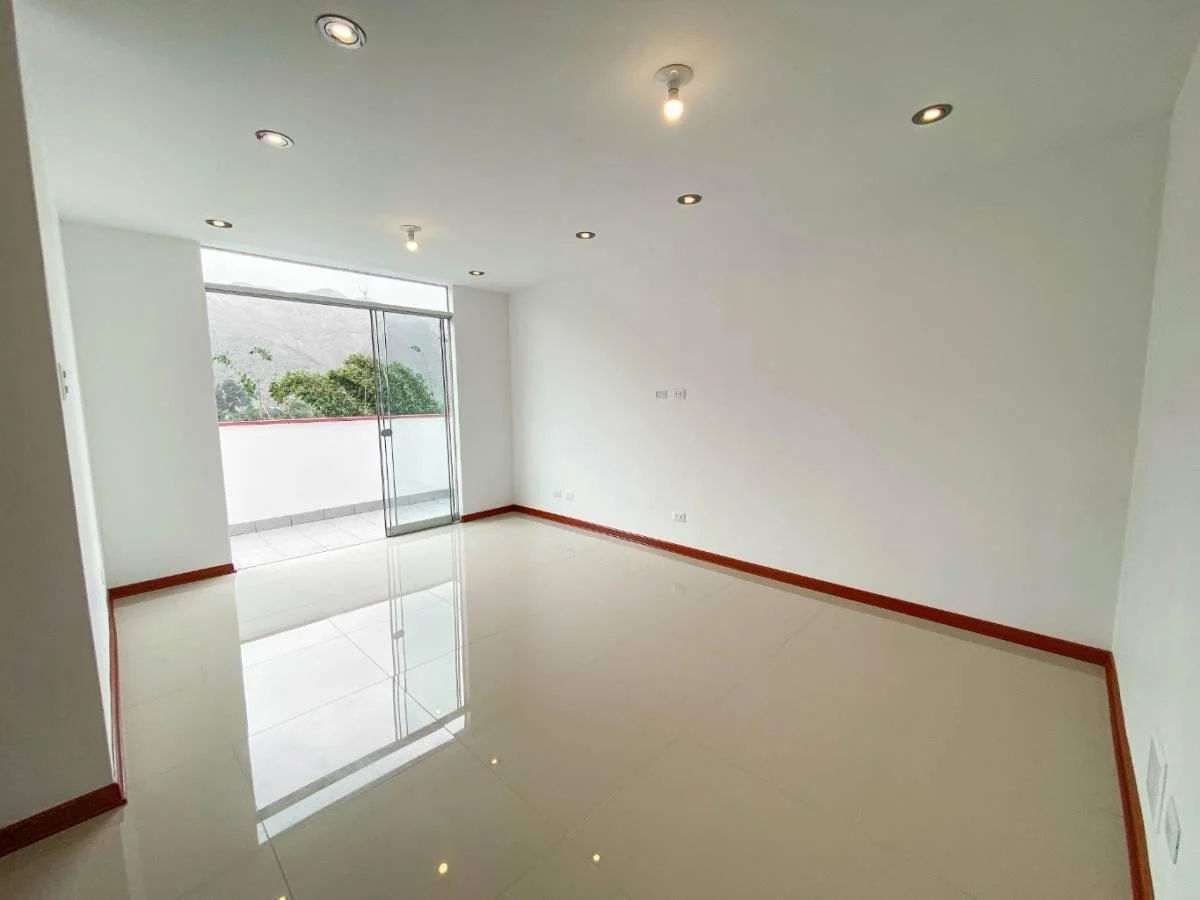 Departamento en venta en Ate - 71 m², 2 dormitorios