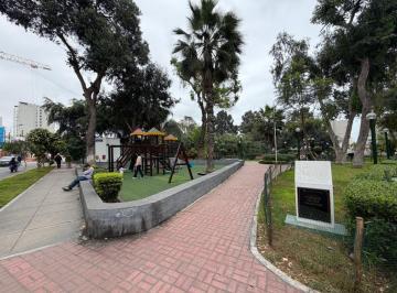 Vendo Dpt en Barranco Limite con Miraflores