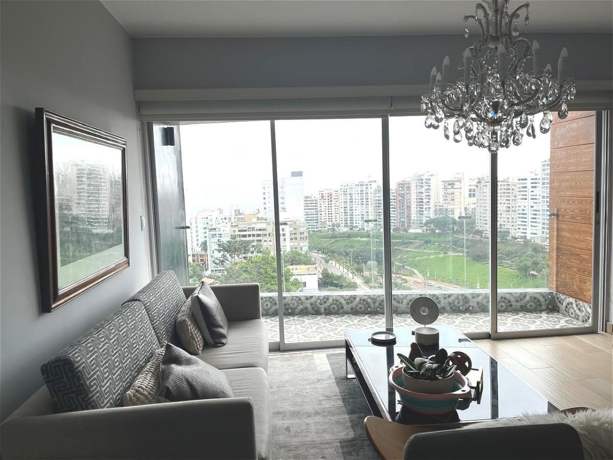 Venta de Amplio y Moderno Departamento en El Corazón de Barranco