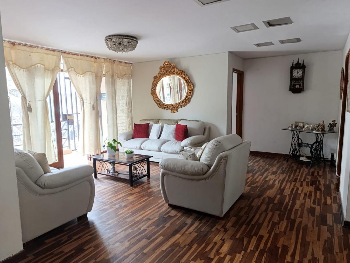 Amplio y Muy Bien Distribuido Departamento - 189 m²