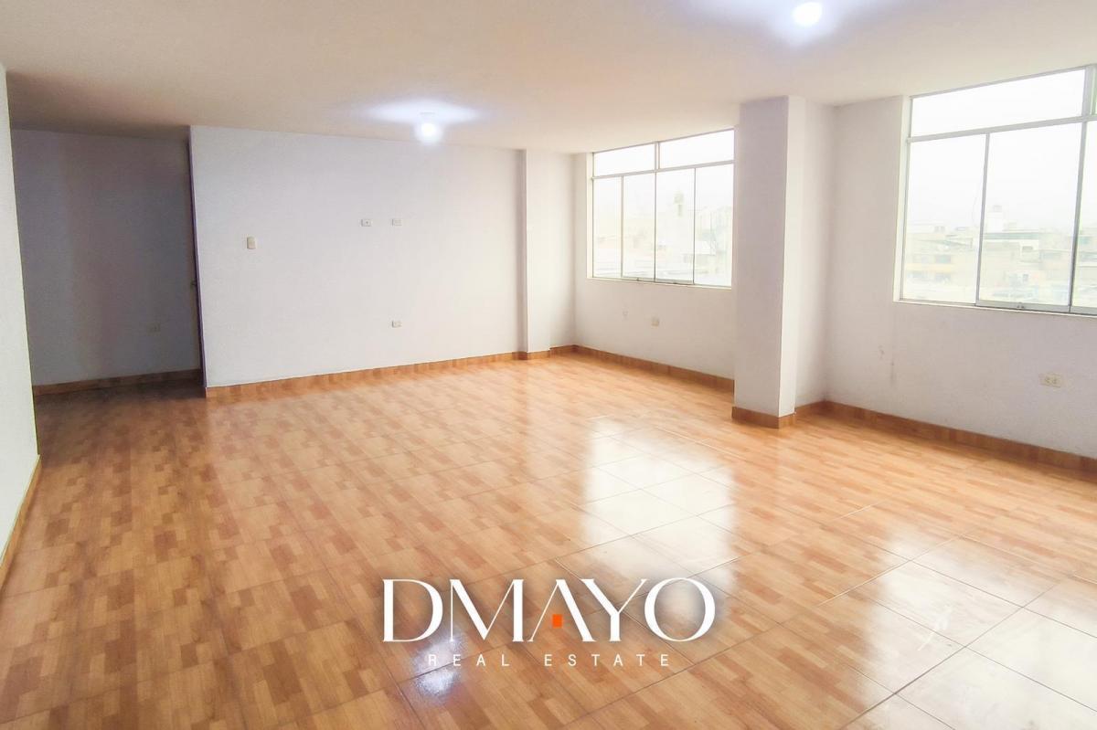 Departamento en venta en Carabayllo - 112 m², 3 dormitorios