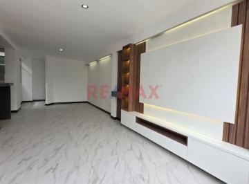 Departamento en Venta – Urb. Monterrico I, Tercer piso.(T. Eneque)