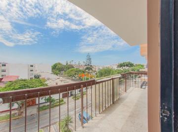 Lindo Flat en Venta Chorrillos Céntrico
