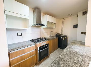 Venta de Primer Piso con Cochera!