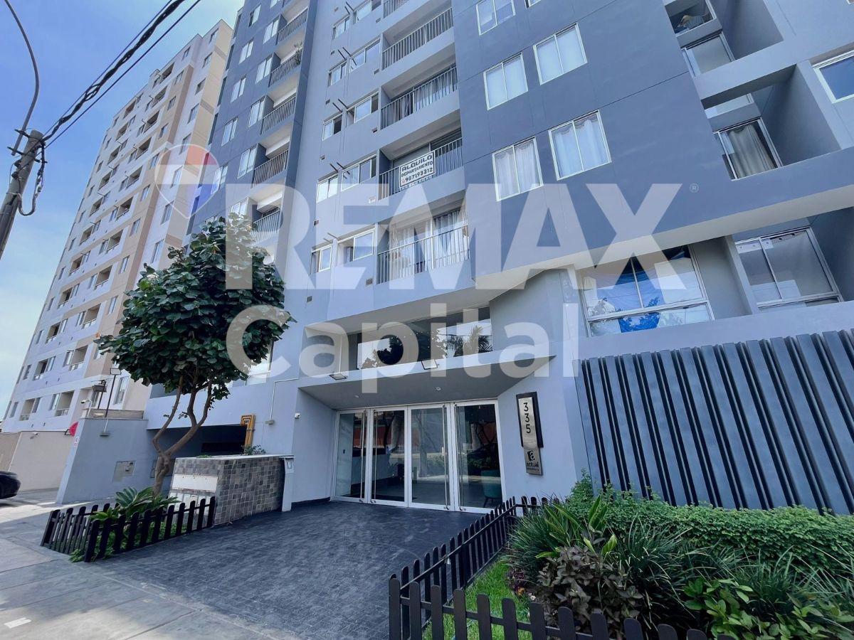 Venta de Hermoso Departamento en El Primer Piso - Chorrilos