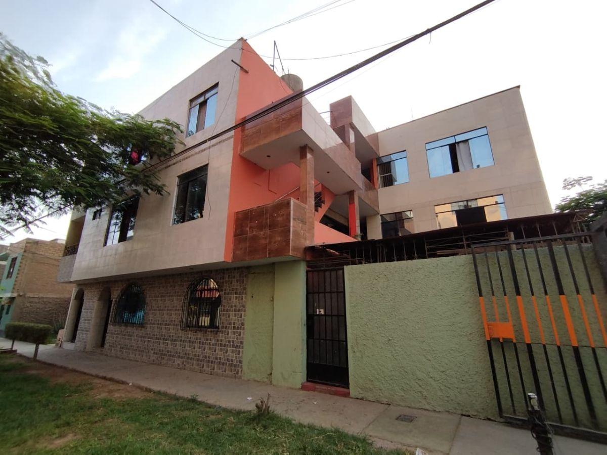 En Venta Edificio de 03 Pisos con 08 Dptos Av. Universitaria, San Felipe - Comas