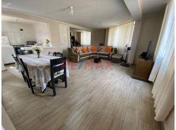 Se Vende Departamento con Vista Al Exterior en Zona Estrategica de Comas con Fácil Acceso
