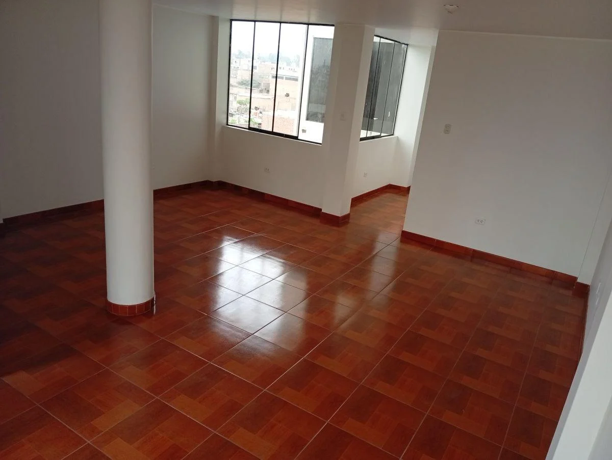 Vendo Departamento de 120 m² en Urb. El Pinar: a un Paso del Mall de Comas