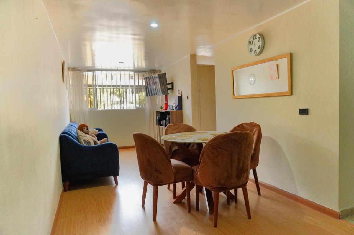 Venta Departamento 1er Piso - Comas Av Republica de Israel con Av Micaeala Bastiadas