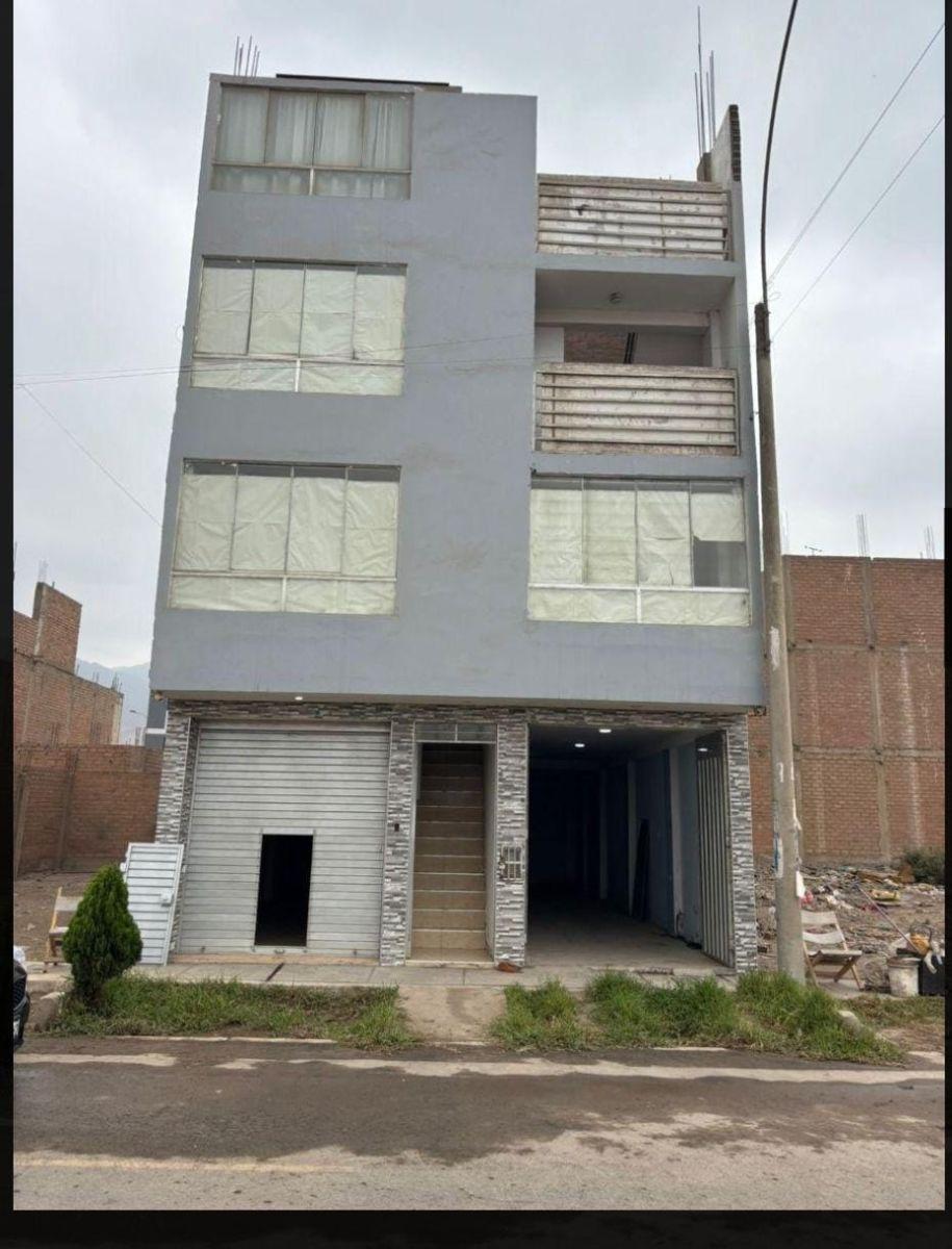 Venta de Edificio Multifamiliar con Locales Comerciales en Urb. Santa María – Carabayllo