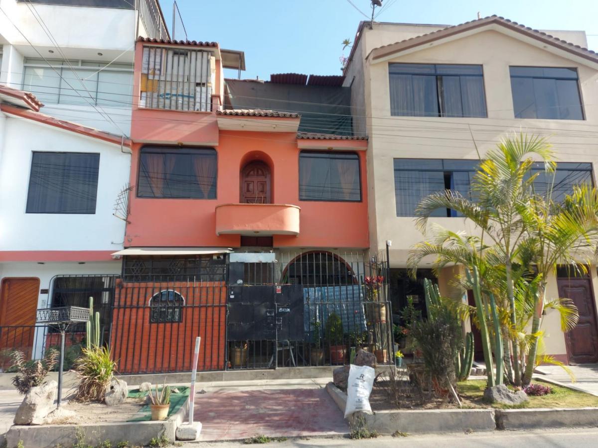 Se Vende Amplio Departamento en Urb. Laderas de La Molina
