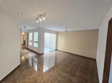 Venta Departamento Triplex con Terraza y Piscina en Las Lomas de La Molina Vieja