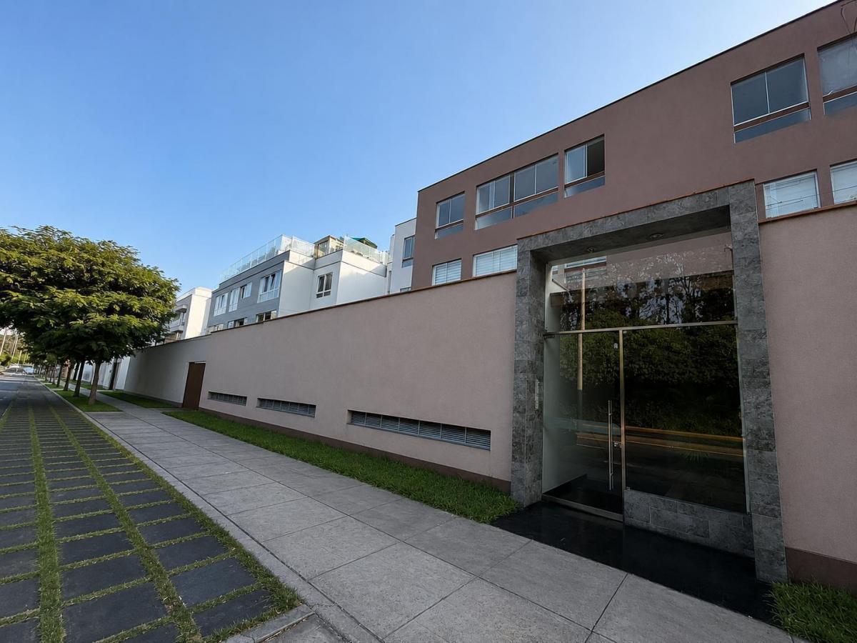 Oportunidad de Inversión - Departamento con 2 Cocheras Depósito en La Molina