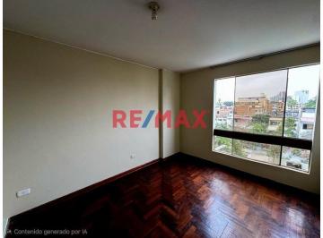 Departamento en venta en La Victoria - 70 m², 3 dormitorios