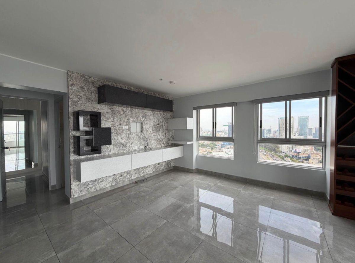 Se Vende Departamento en Santa Catalina - La Victoria