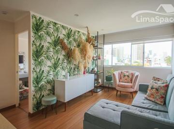 Dúplex con Terraza a Una Cuadra de San Isidro