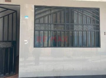1170622 Venta Dpto Los Olivos 1er Piso