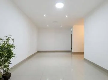 Venta de Departamento Amplio y Funcional en Los Olivos