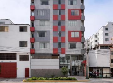 Dúplex en Venta en Magdalena del Mar Amplio con Terraza y 5 Dormitorios