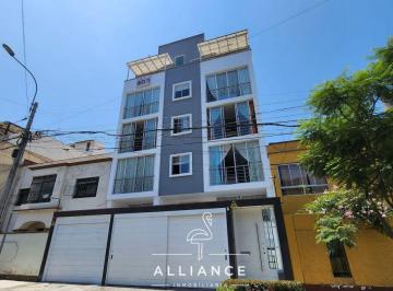 Venta Duplex de 5 Dormitorios con Cochera Lineal Doble - Magdalena del Mar