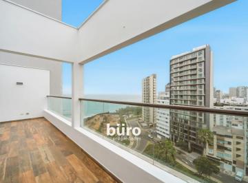 Moderno PH en Venta con Terraza y Vista Al Mar en Malecon Miraflores