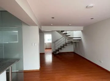 Dúplex en Miraflores – 130 m² | Amplia Terraza Privada | Cochera / A. Olivera