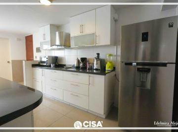 Amplio Departamento de 123 m² en Miraflores – Av. La Paz | 3 Dormitorios | Cochera | Piso 6