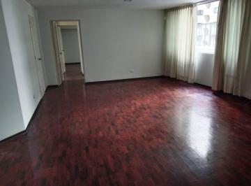 Se Vende Amplio Departamento en Miraflores