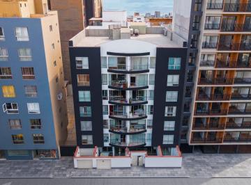 Flat Residencial en Venta | Calle Porta, Miraflores — a 1 Cuadra del Malecón