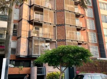 Venta/ Departamento / Balcon/ 2 Dormitorios/ 2 Cocheras/ Vista Exterior