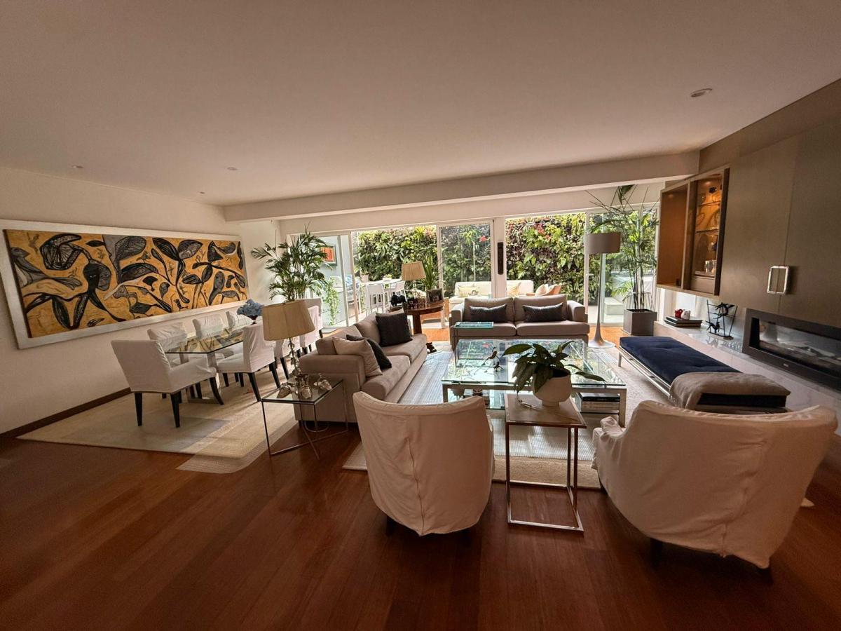 Departamento en venta en Miraflores - 248 m², 2 dormitorios