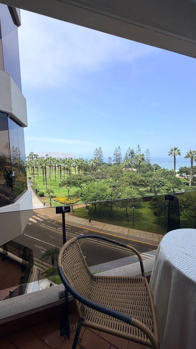 Vendo Flat 170 m², 3 Dormitorios Frente Al Mar