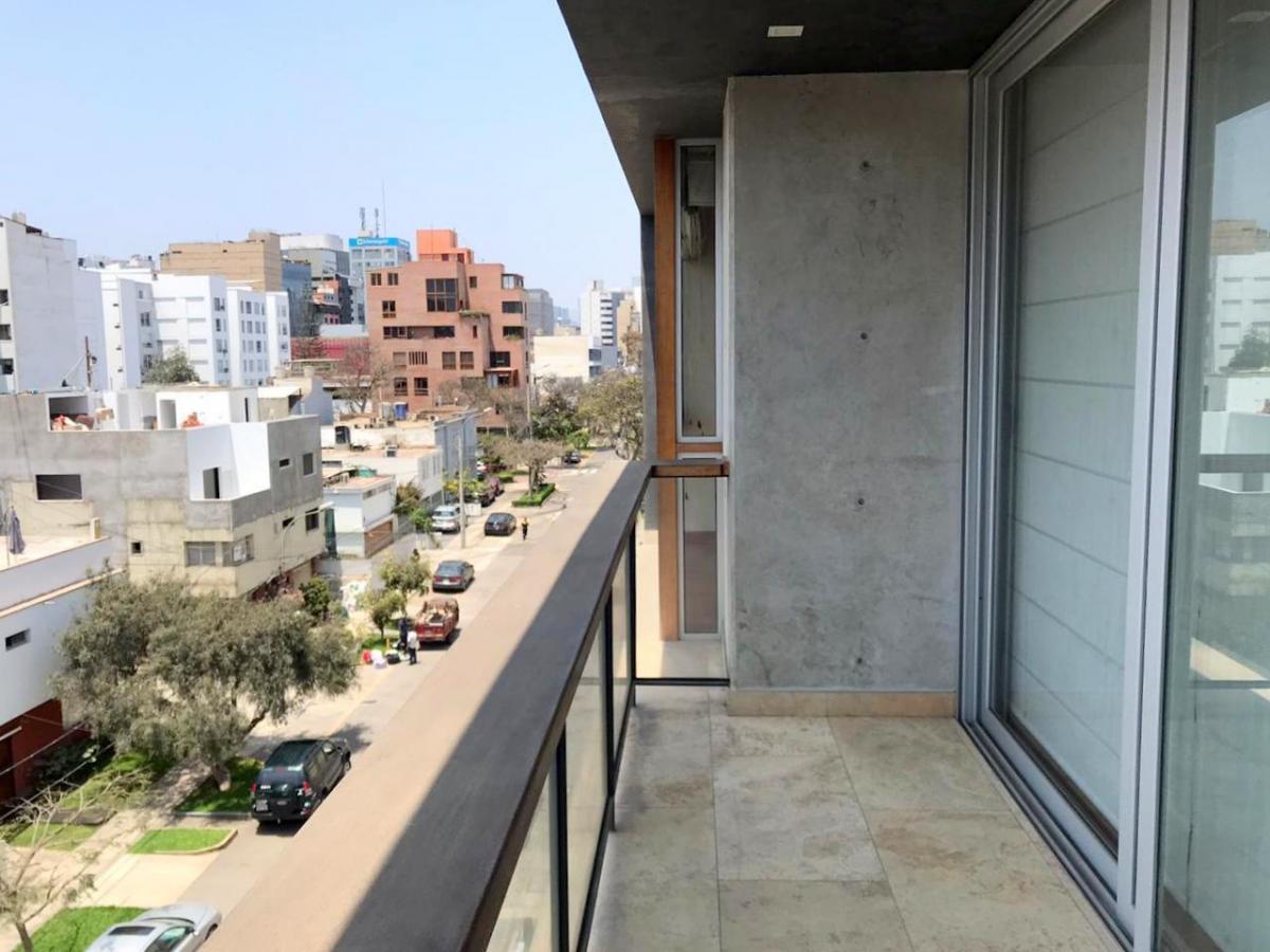 Vendo Departamento de 216 m² en Zona de Parques Lord Cochrane, Miraflores