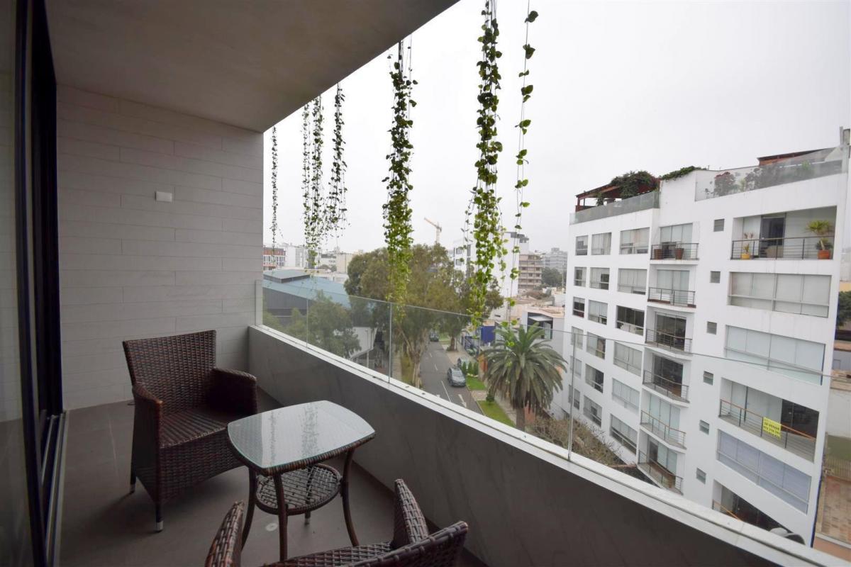 Vendo/alquilo Departamento Estreno de 211 m² en Zona Tranquila de Miraflores