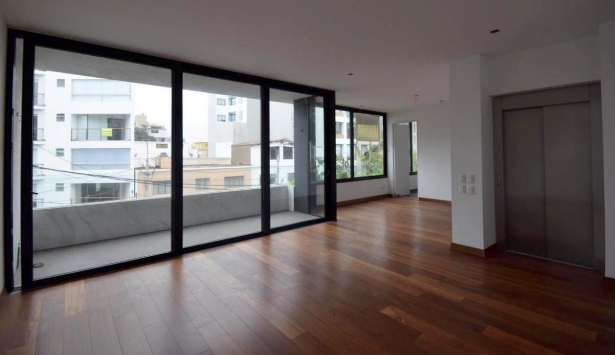 Vendo Departamento Estreno de 211 m² en Zona Tranquila de Miraflores