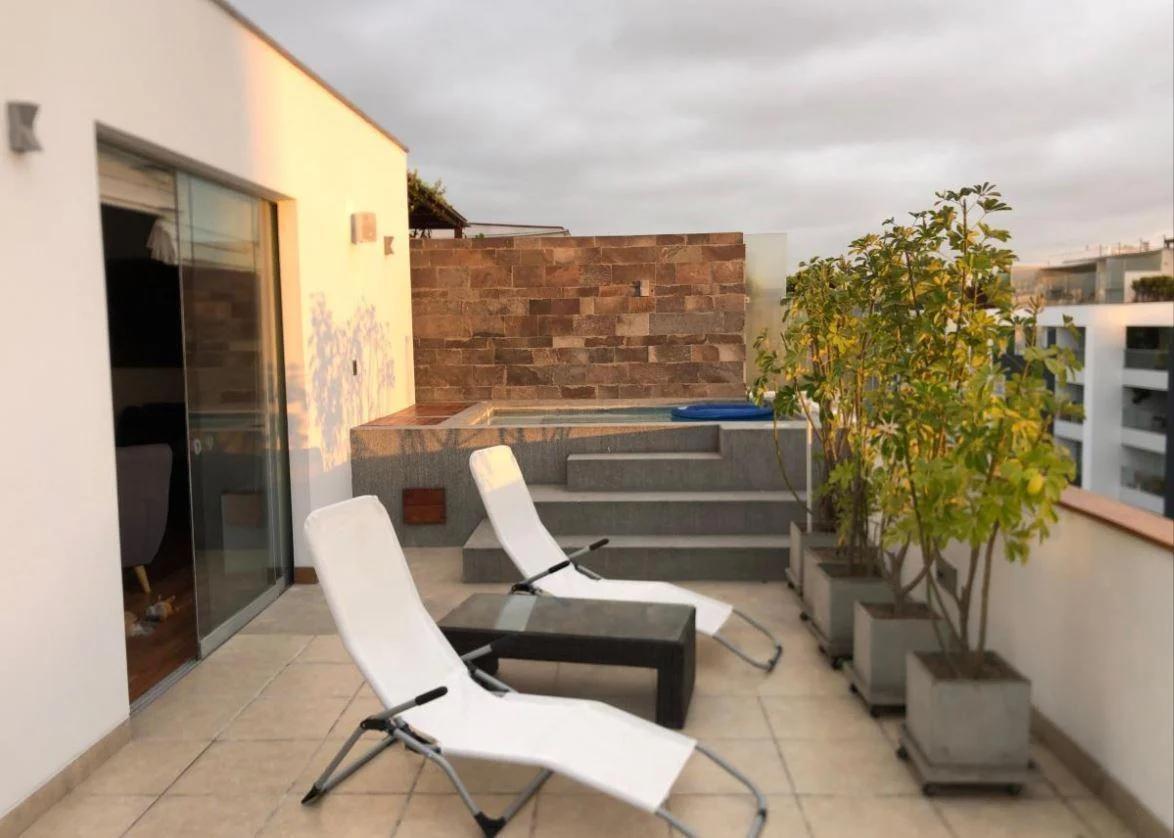 Vendo Departamento Dúplex con Excelente Ubicación, Miraflores