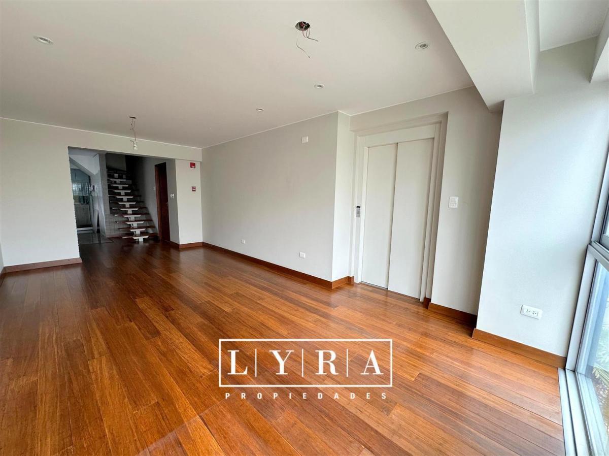 Vendo Dúplex Estreno de 120 m² a Pasos del Parque Armendáriz, Miraflores