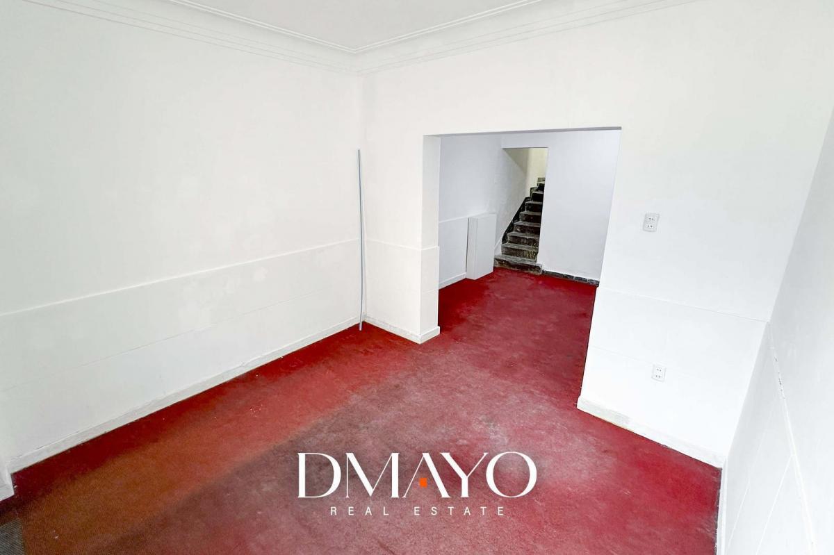 Calle San Agustín Xx, Vendo Dpto Tipo Casita 3 Pisos, Cerca Av. Angamos Precio Negociable