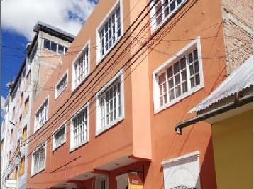 Venta Hotel Centro de Puno, Jr. Tarapacá a Las Espaldas del Parque Pino