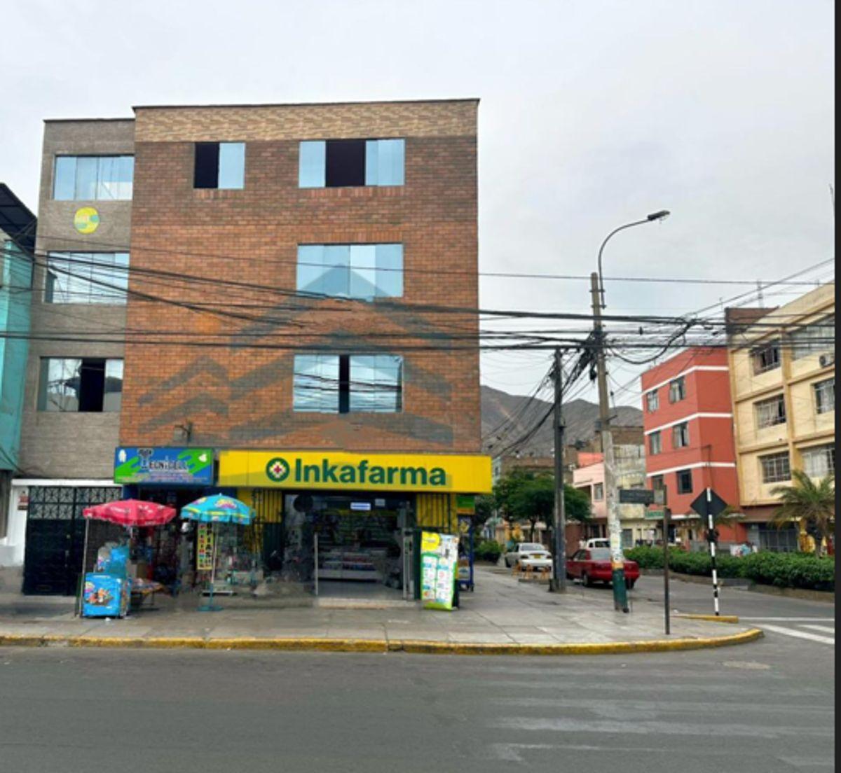Venta de Departamento 3er Piso en Esquina Alcazar con Las Tapadas - Rimac