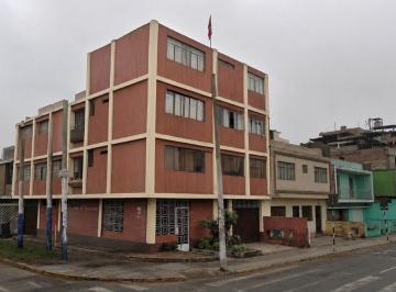 Se Vende Amplio y Cómodo Departamento en Segundo Piso Frente Avenida Coronel Samuel Alcazar