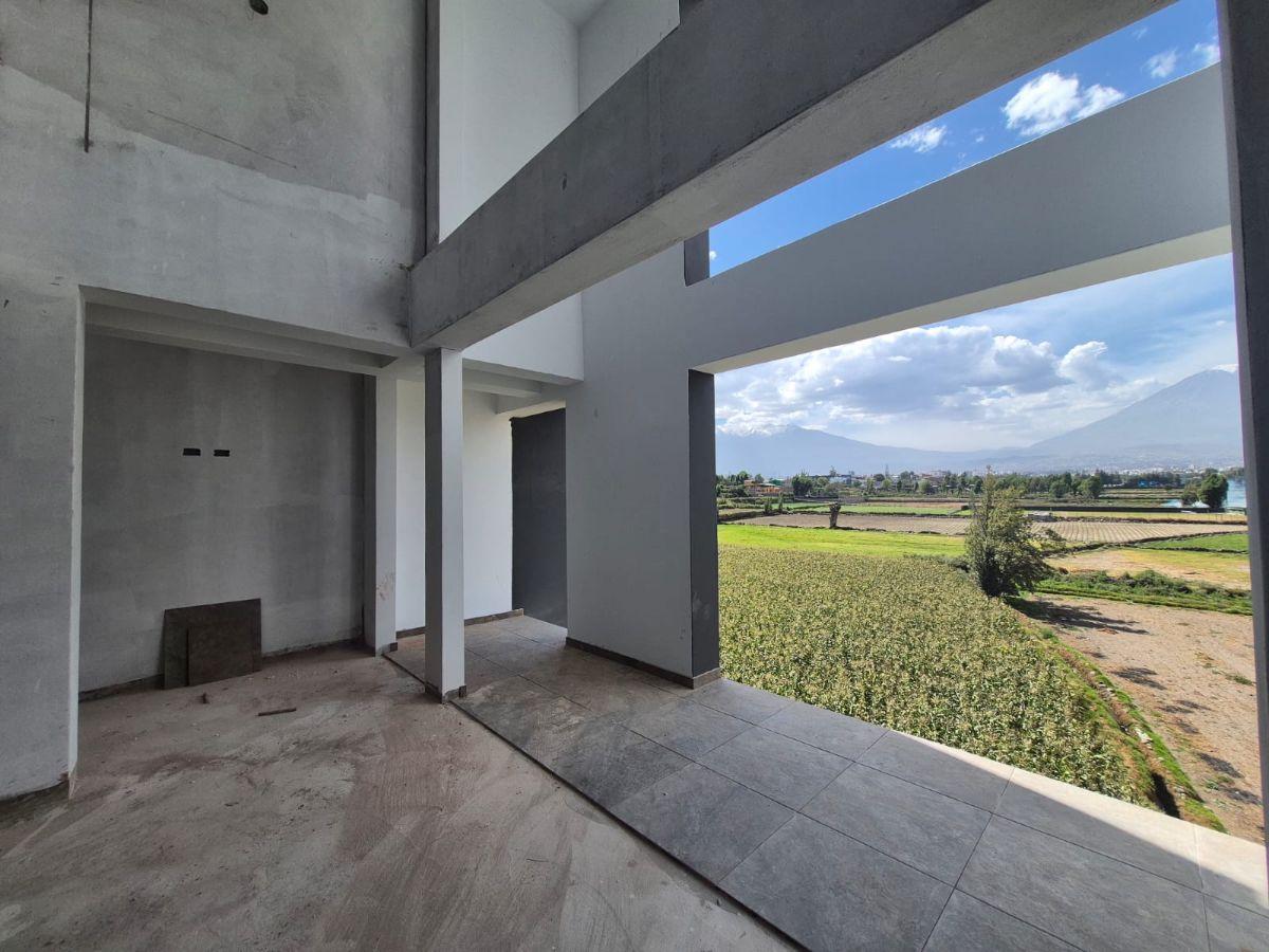 Vendo Duplex de Estreno en Palacio Sachaca