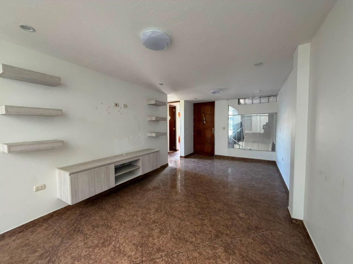 Venta! Amplio Dpto 2do Piso Huaranguillo, Sachaca!