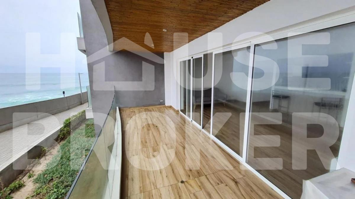 3 Dorm. 136 m² con Vista Frontal Al Mar