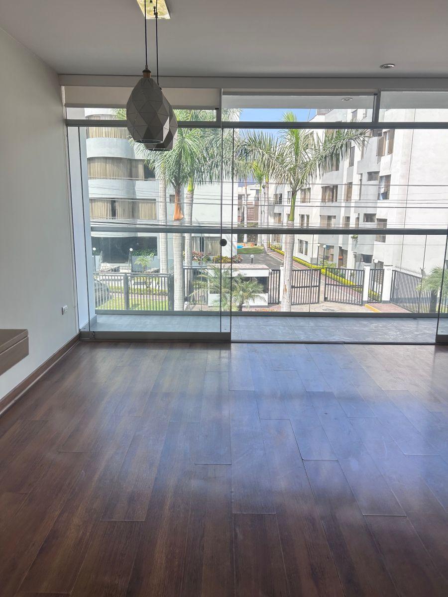 Vendo Lindo Departamento a 2 Cuadras de Pentagonito