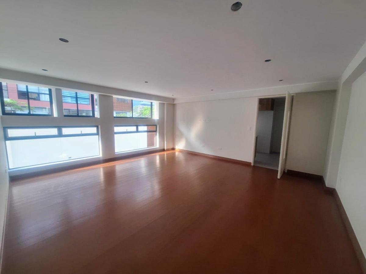 Vendo Departamento Zona Exclusiva de Chacarilla San Borja