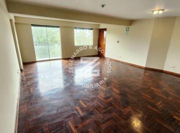 Se Vende Departamento de 138 m² y 03 Dormitorios en San Borja