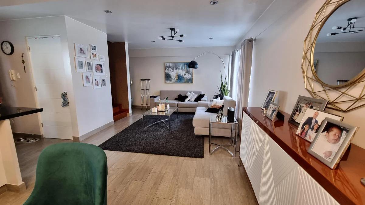 Vendo Duplex de 248 m² 4 Dormitorios en San Borja