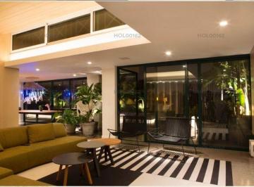 Impecable P. House en Venta, Cerca a Parques